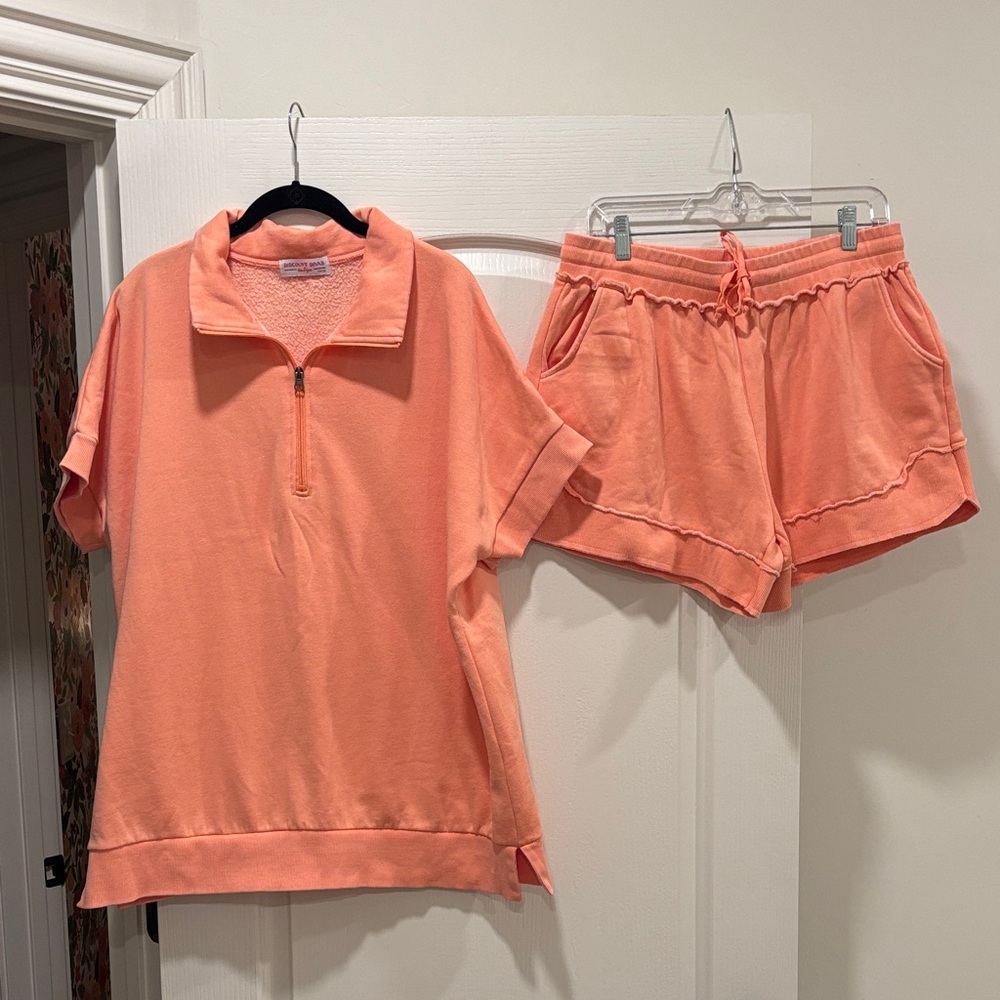 Discount Divas Peach Short Sleeve Half-Zip Pullover & Drawstring Shorts Set